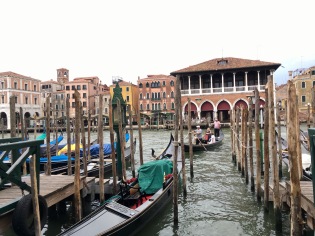 One of the most recommended activities in Venice: gondola ride